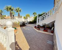 Resale - Townhouse / Duplex / Corner - Ciudad Quesada - La Fiesta