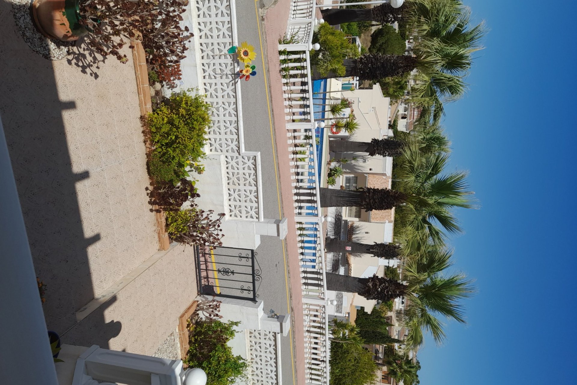 Resale - Townhouse / Duplex / Corner - Ciudad Quesada - La Fiesta