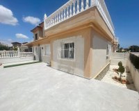 Resale - Townhouse / Duplex / Corner - Ciudad Quesada - La Marquesa Golf