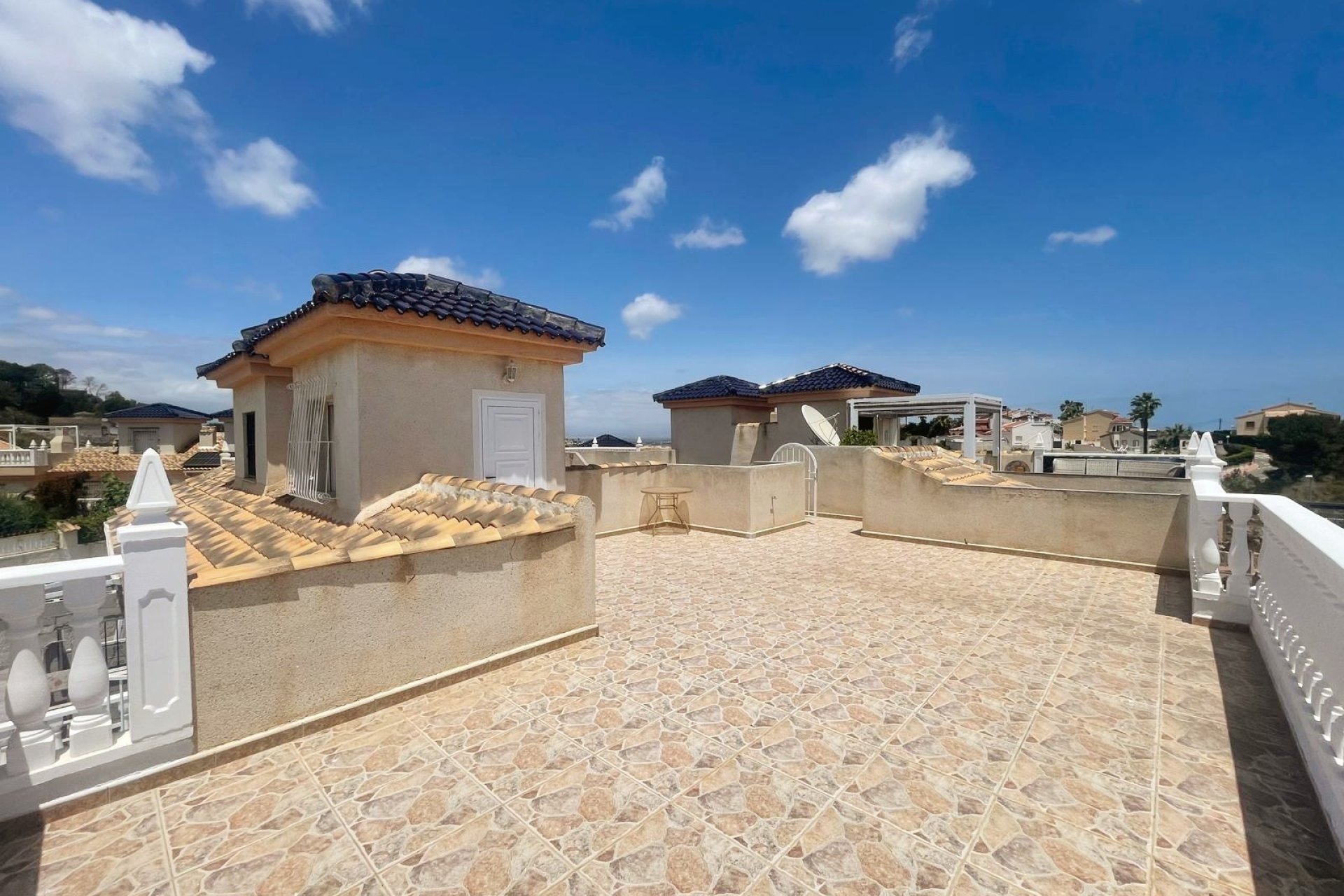 Resale - Townhouse / Duplex / Corner - Ciudad Quesada - La Marquesa Golf