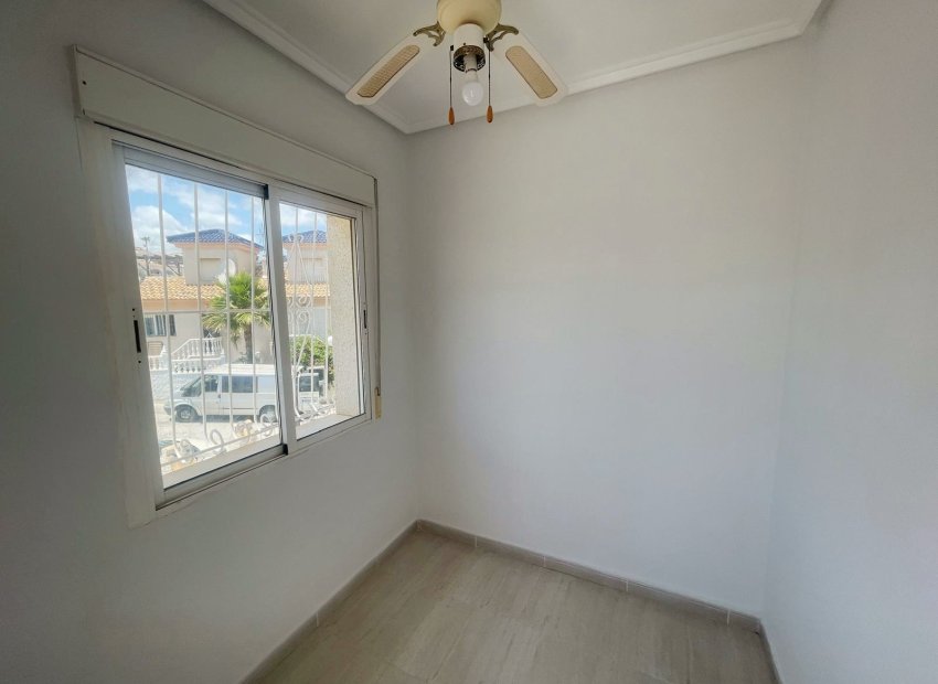 Resale - Townhouse / Duplex / Corner - Ciudad Quesada - La Marquesa Golf