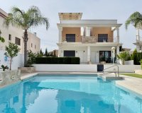 Resale - Townhouse / Duplex / Corner - Ciudad Quesada - Lo Marabú