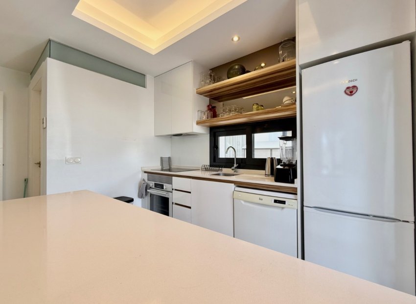 Resale - Townhouse / Duplex / Corner - Ciudad Quesada - Lo Marabú