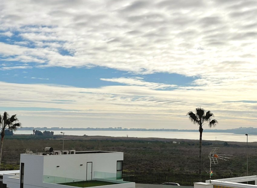 Resale - Townhouse / Duplex / Corner - Ciudad Quesada - Lo Marabú