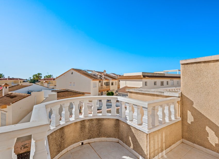 Resale - Townhouse / Duplex / Corner - Ciudad Quesada - Rojales