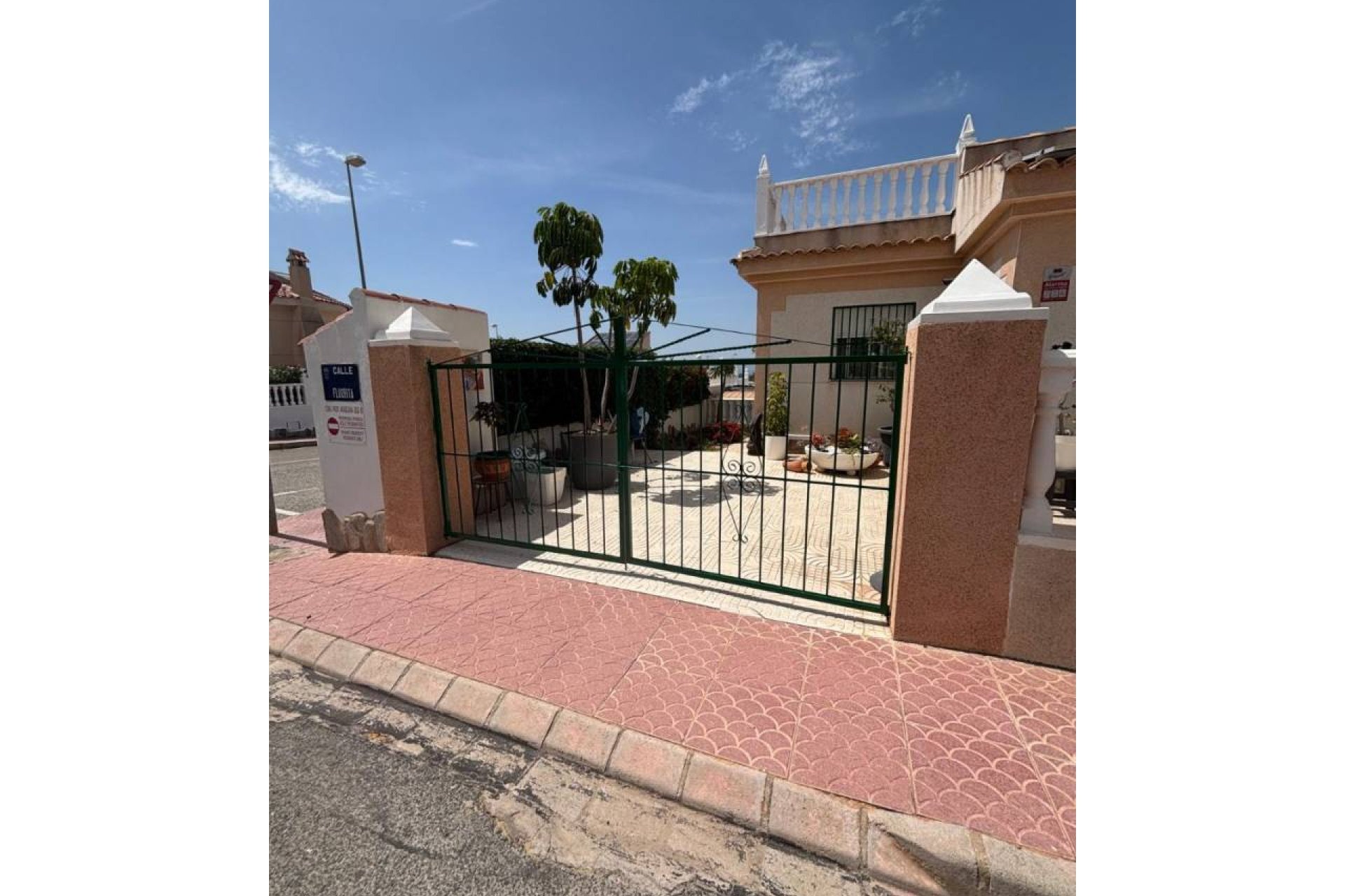 Resale - Townhouse / Duplex / Corner - Ciudad Quesada - Rojales