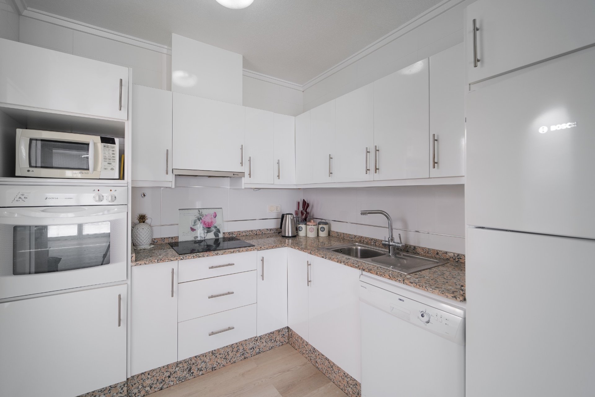 Resale - Townhouse / Duplex / Corner - Ciudad Quesada - town