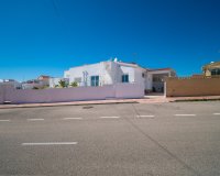 Resale - Townhouse / Duplex / Corner - Ciudad Quesada - town