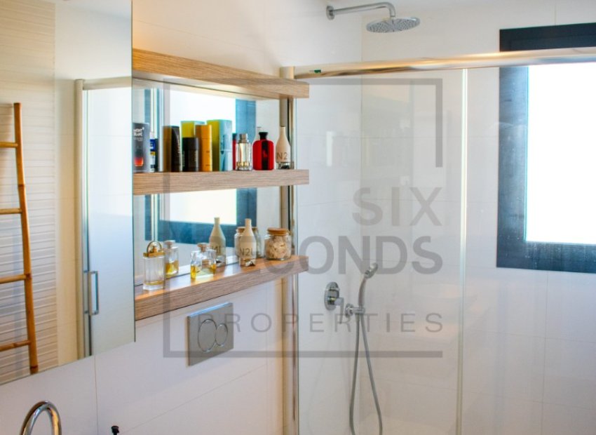 Resale - Townhouse / Duplex / Corner - Ciudad Quesada