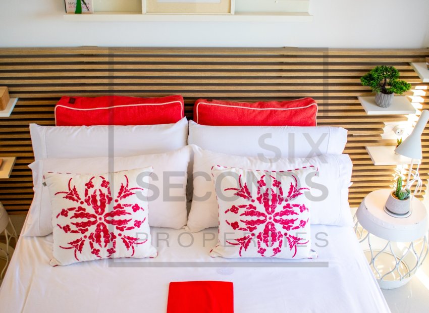 Resale - Townhouse / Duplex / Corner - Ciudad Quesada