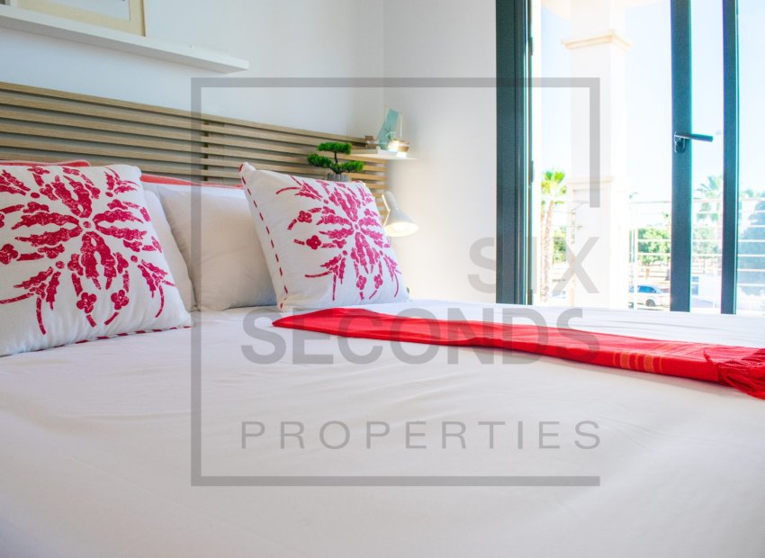 Resale - Townhouse / Duplex / Corner - Ciudad Quesada