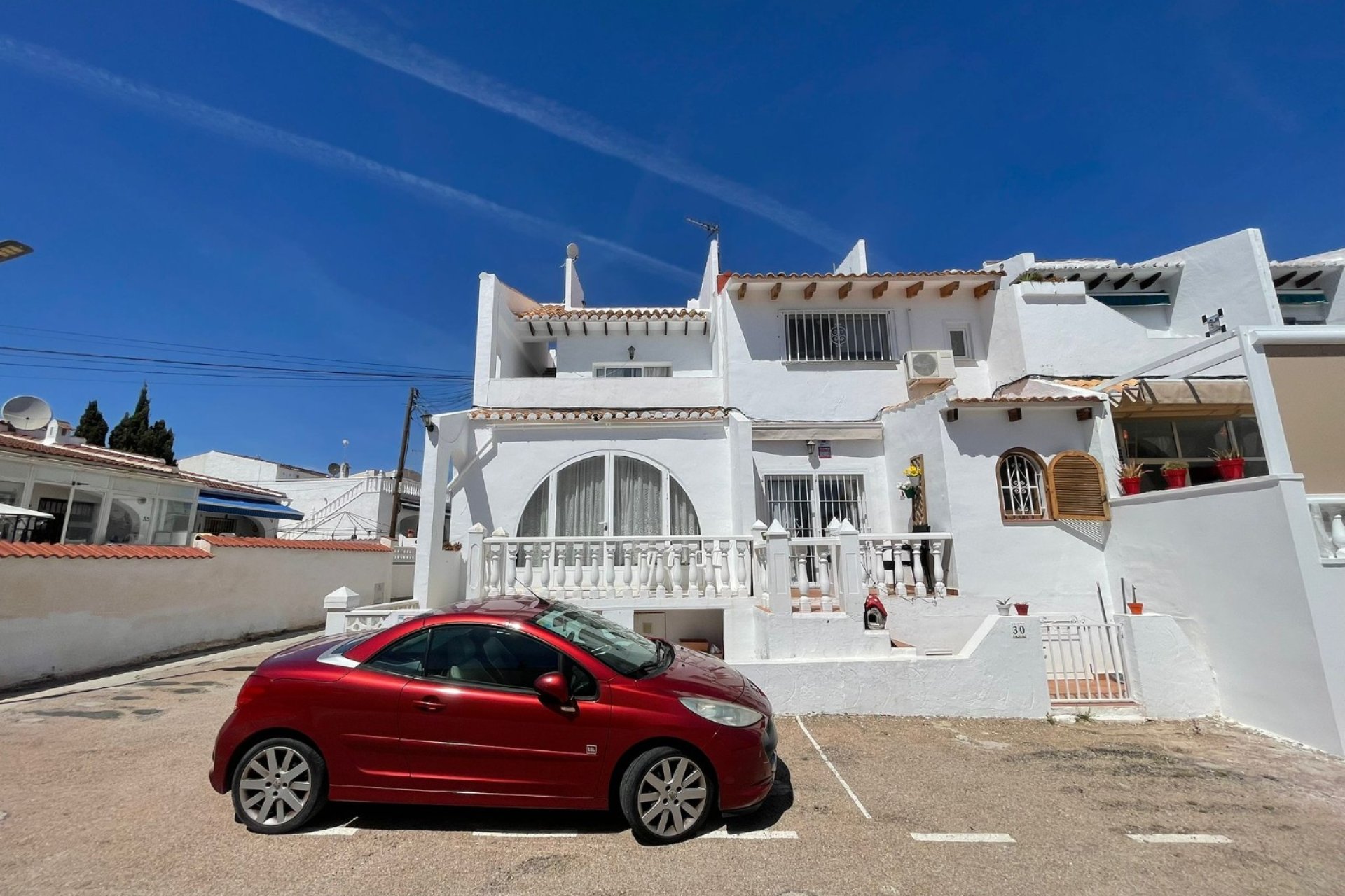 Resale - Townhouse / Duplex / Corner - Ciudad Quesada