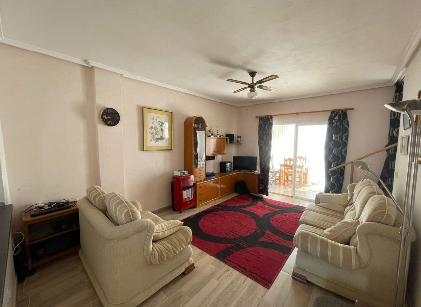Resale - Townhouse / Duplex / Corner - Ciudad Quesada