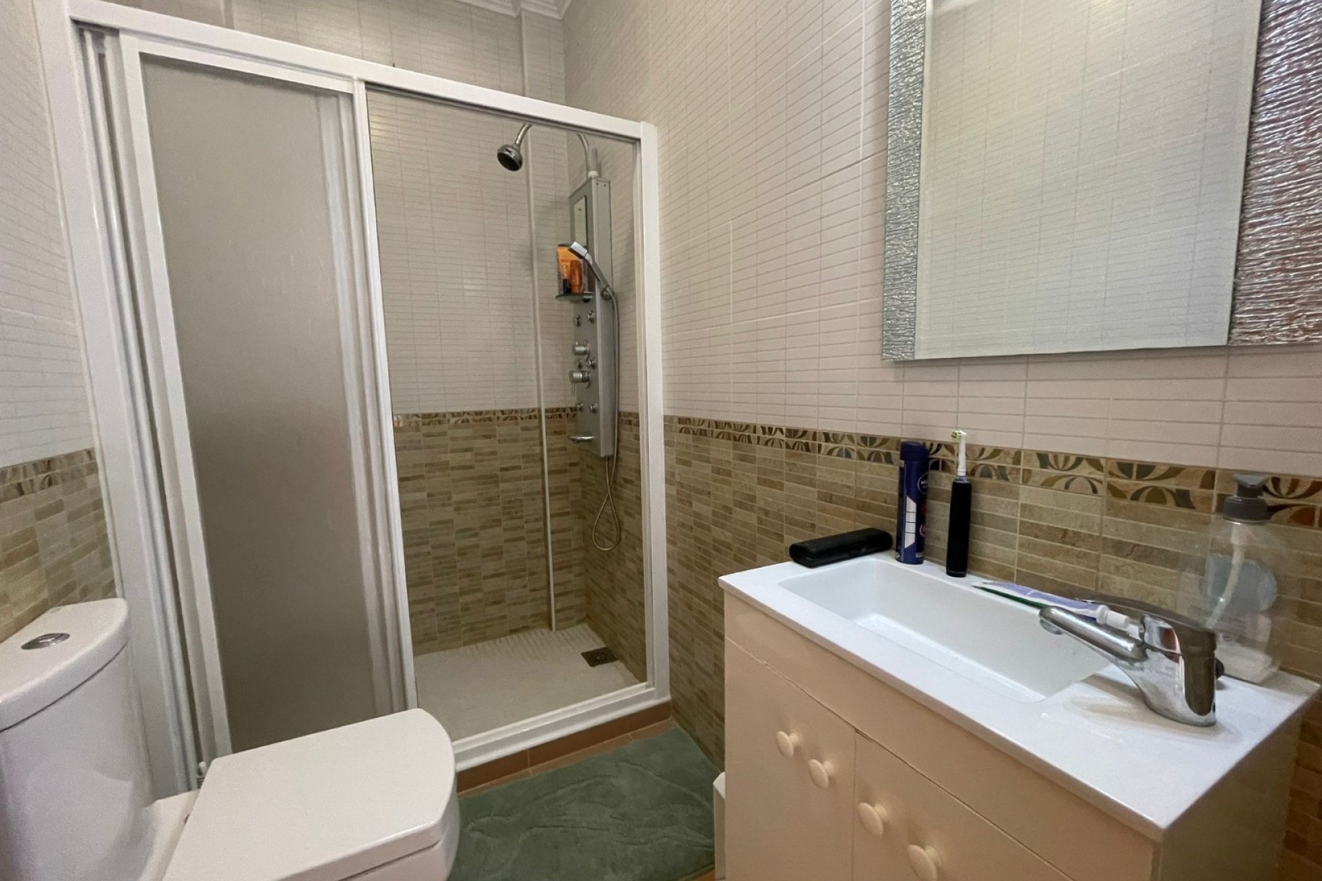 Resale - Townhouse / Duplex / Corner - Ciudad Quesada