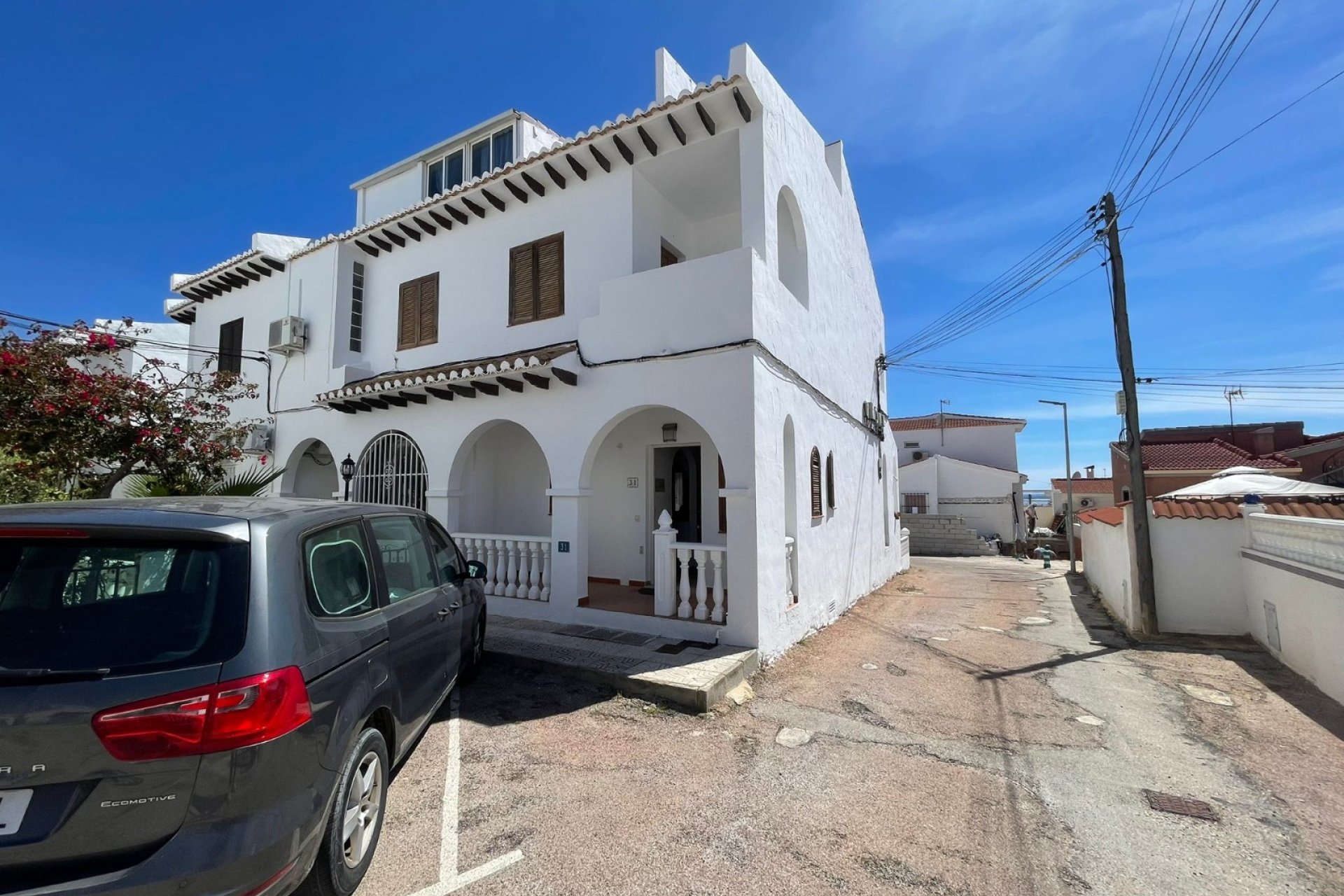 Resale - Townhouse / Duplex / Corner - Ciudad Quesada
