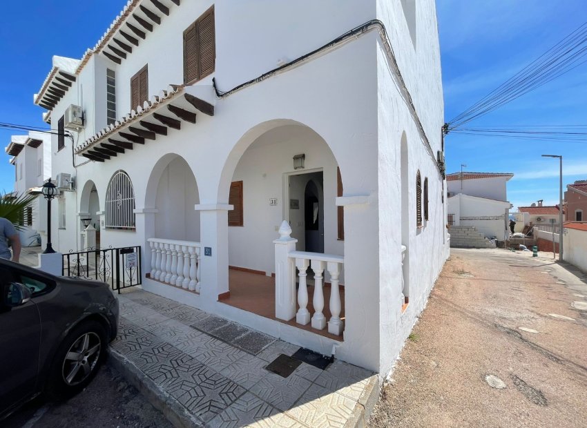 Resale - Townhouse / Duplex / Corner - Ciudad Quesada