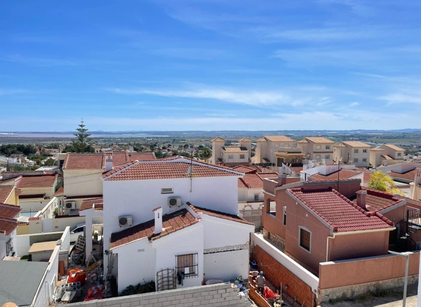Resale - Townhouse / Duplex / Corner - Ciudad Quesada