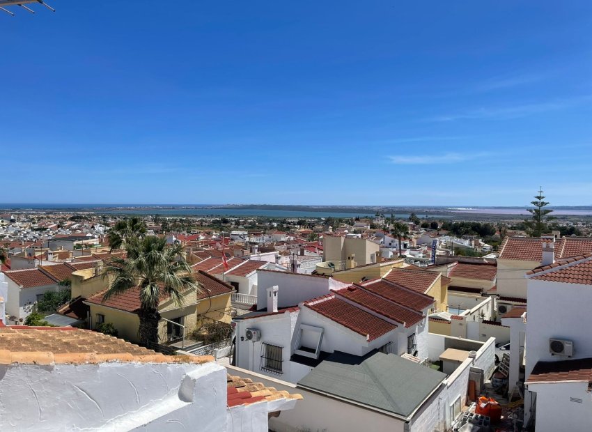 Resale - Townhouse / Duplex / Corner - Ciudad Quesada