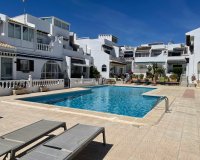 Resale - Townhouse / Duplex / Corner - Ciudad Quesada