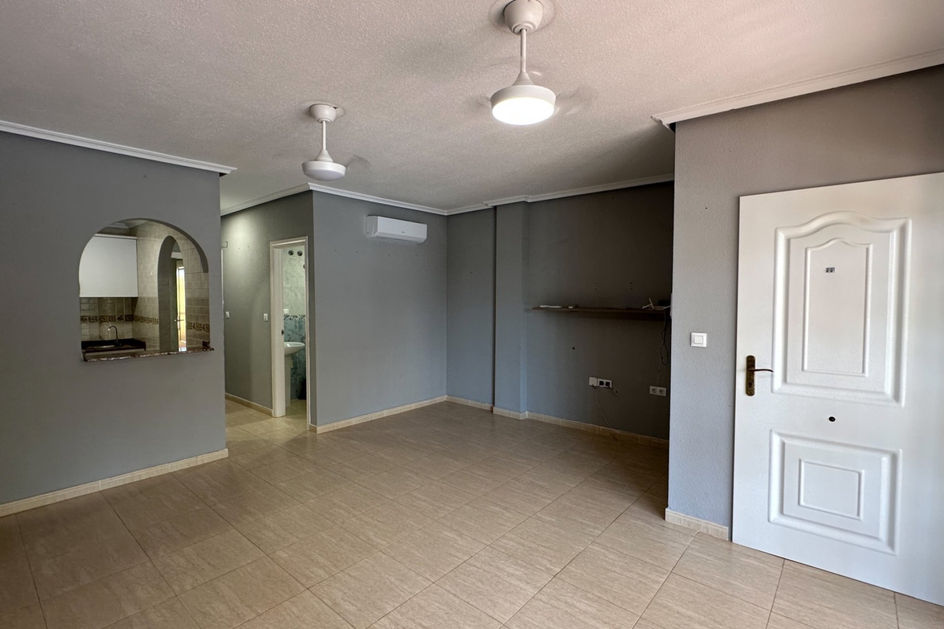 Resale - Townhouse / Duplex / Corner - Daya Nueva - Costa Blanca Sur