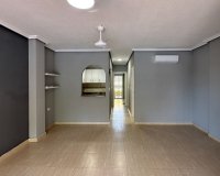 Resale - Townhouse / Duplex / Corner - Daya Nueva - Costa Blanca Sur