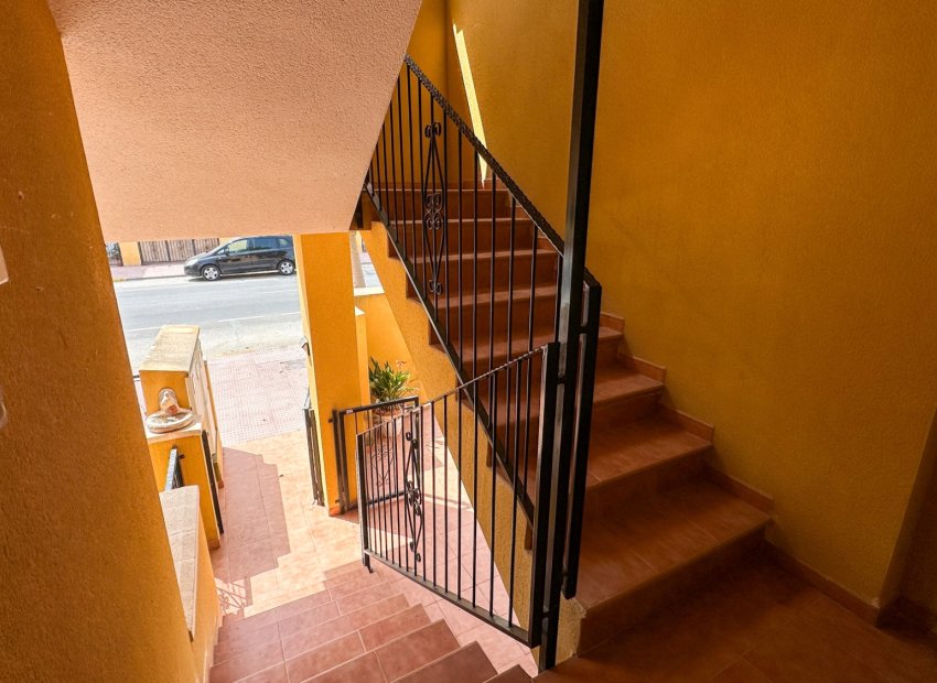 Resale - Townhouse / Duplex / Corner - Daya Nueva - Costa Blanca Sur