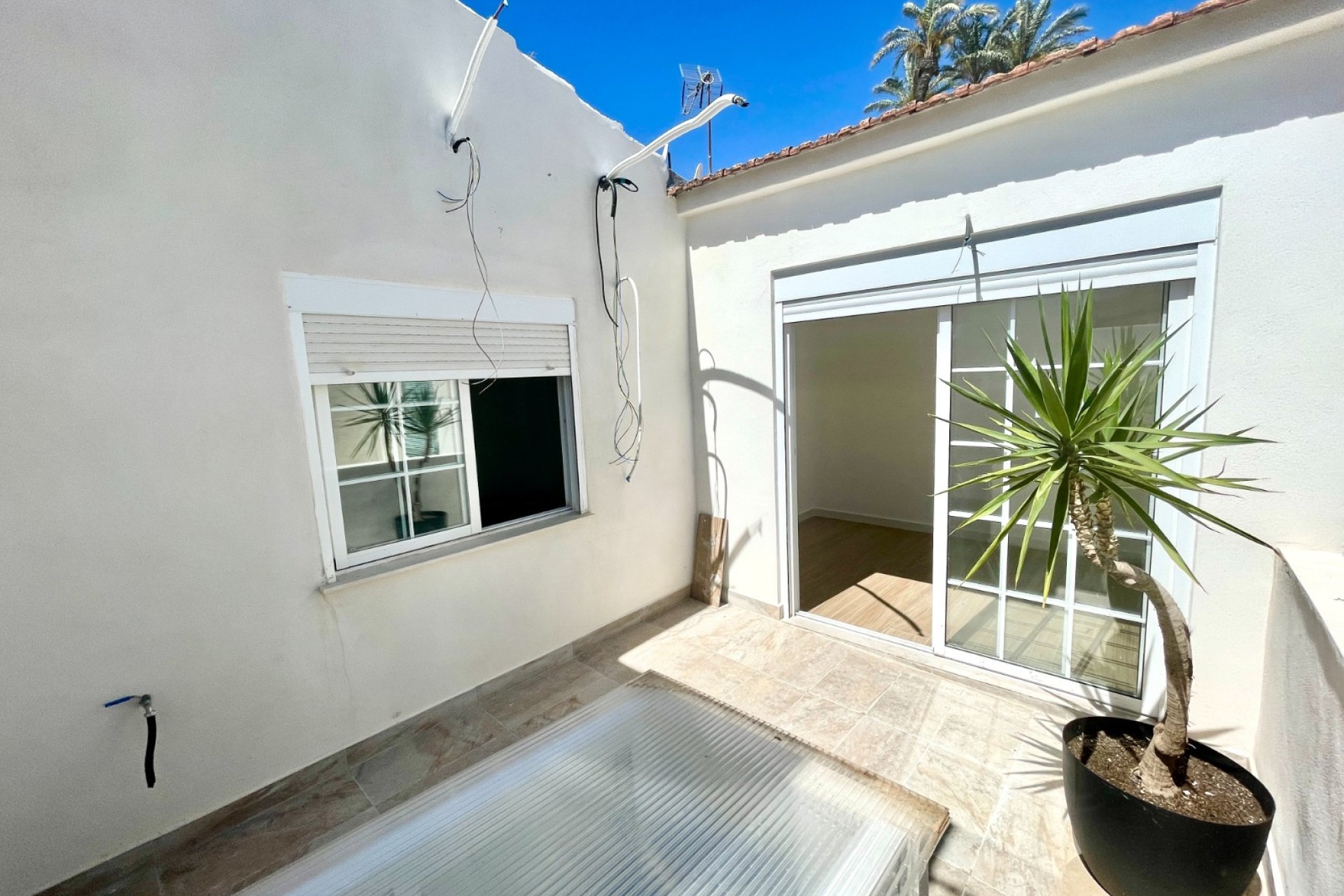 Resale - Townhouse / Duplex / Corner - Daya Vieja