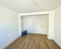 Resale - Townhouse / Duplex / Corner - Daya Vieja