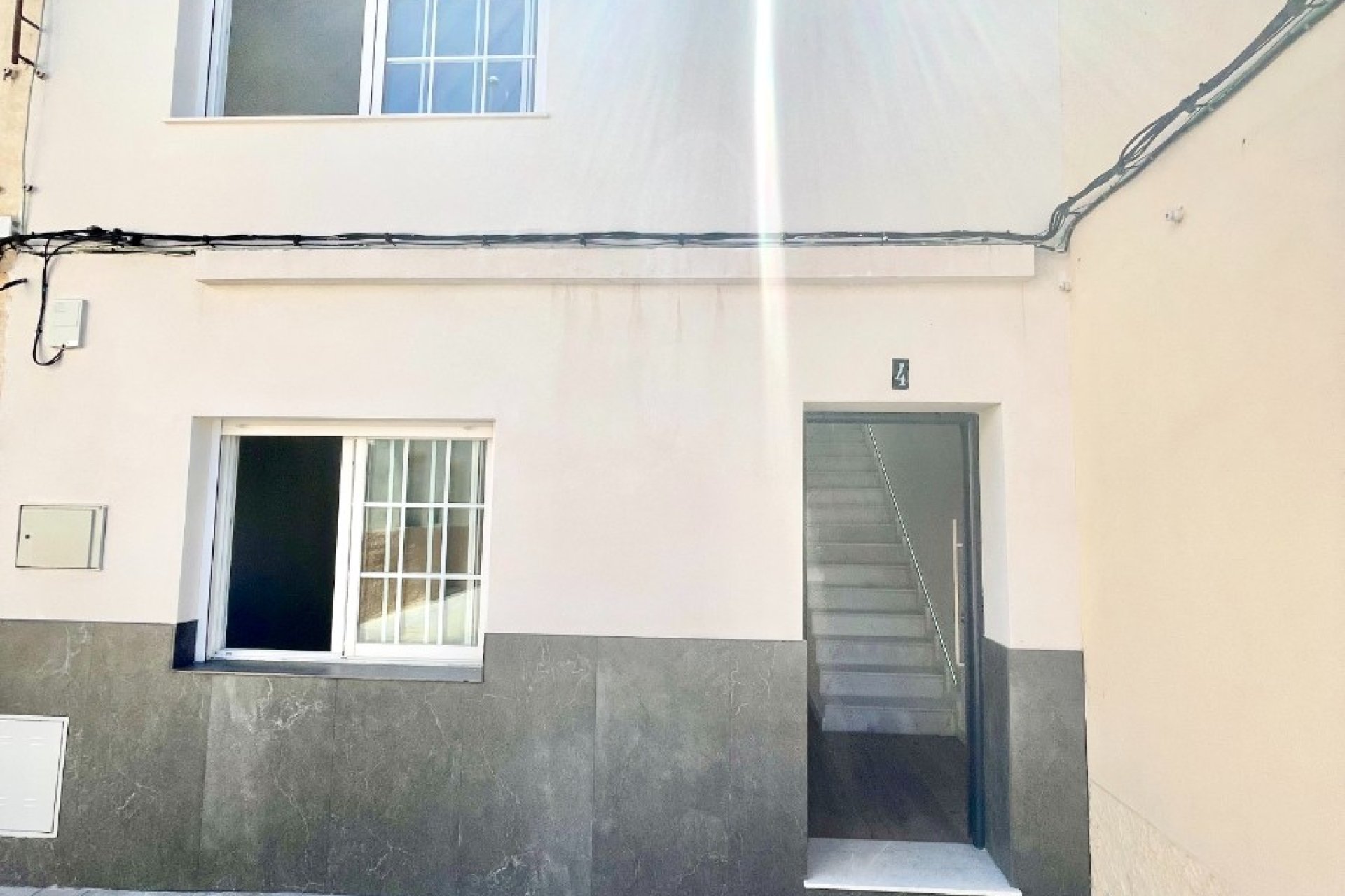 Resale - Townhouse / Duplex / Corner - Daya Vieja