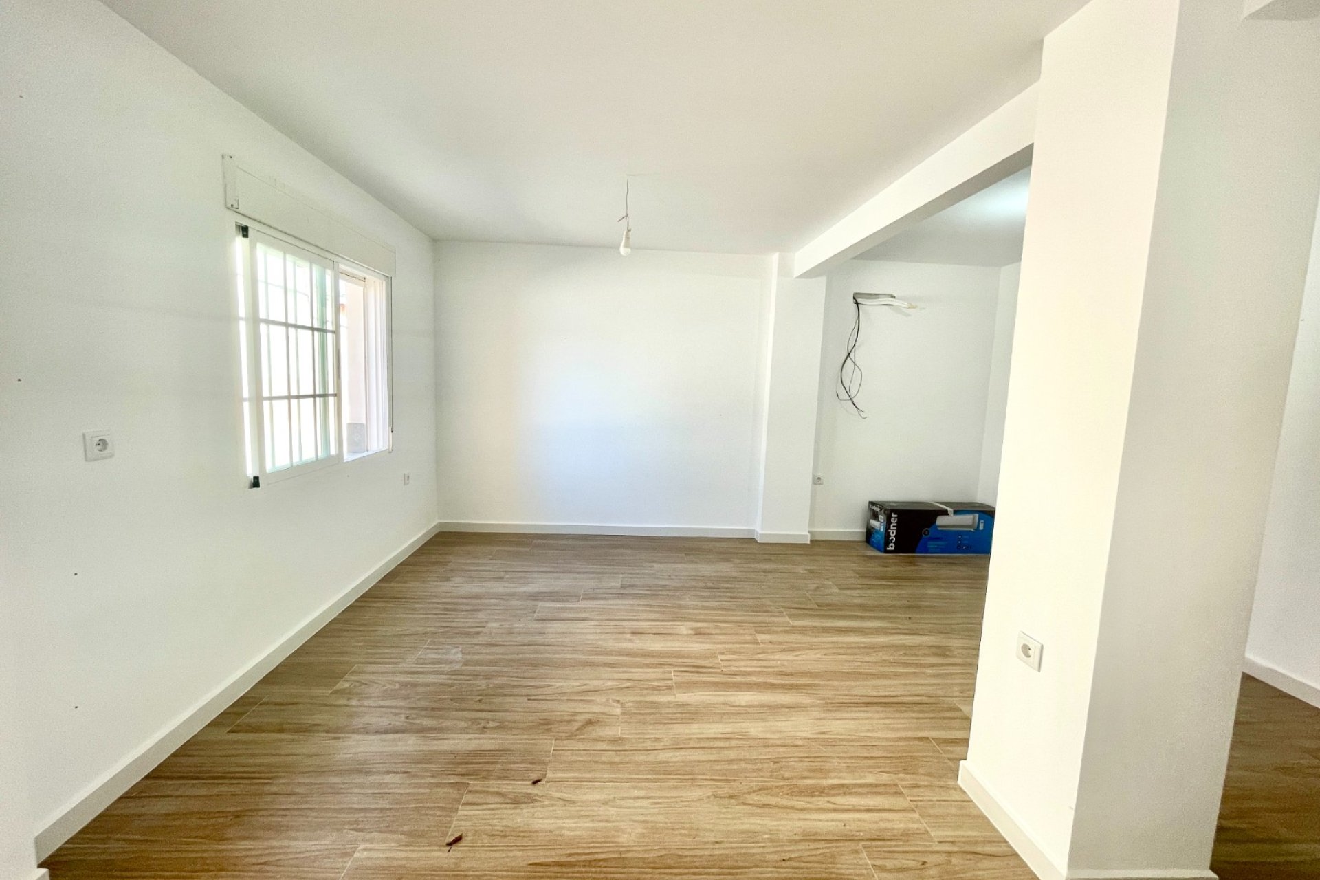 Resale - Townhouse / Duplex / Corner - Daya Vieja