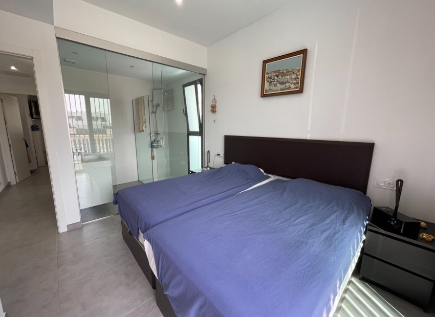 Resale - Townhouse / Duplex / Corner - Dolores - Alicante