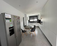 Resale - Townhouse / Duplex / Corner - Dolores - Alicante