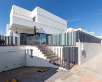 Resale - Townhouse / Duplex / Corner - Dolores