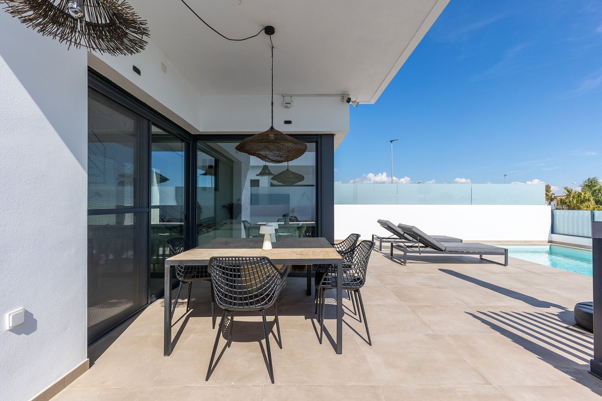 Resale - Townhouse / Duplex / Corner - Dolores