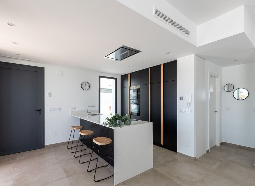 Resale - Townhouse / Duplex / Corner - Dolores