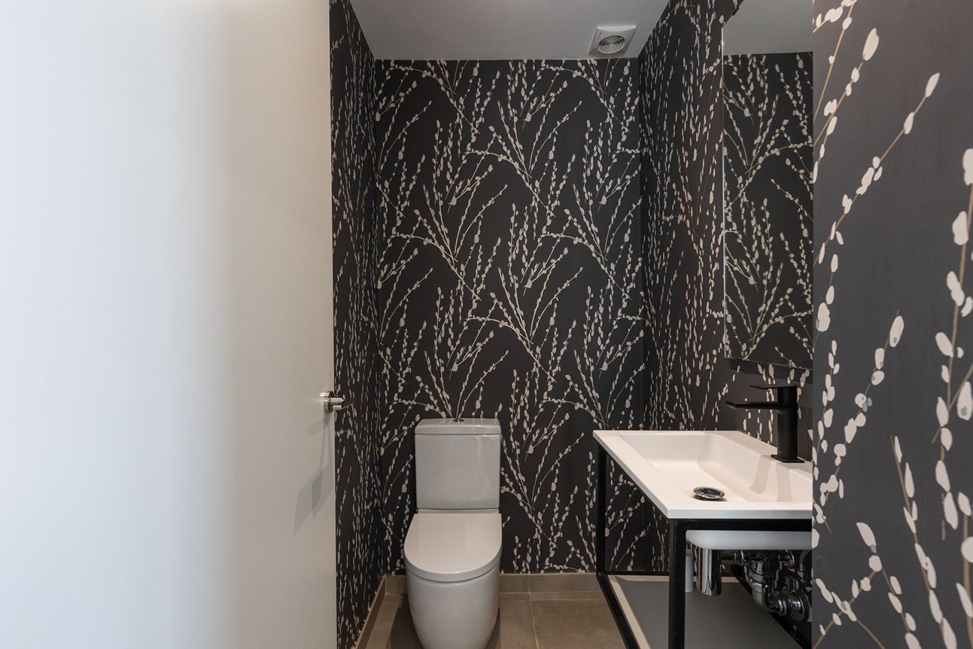 Resale - Townhouse / Duplex / Corner - Dolores