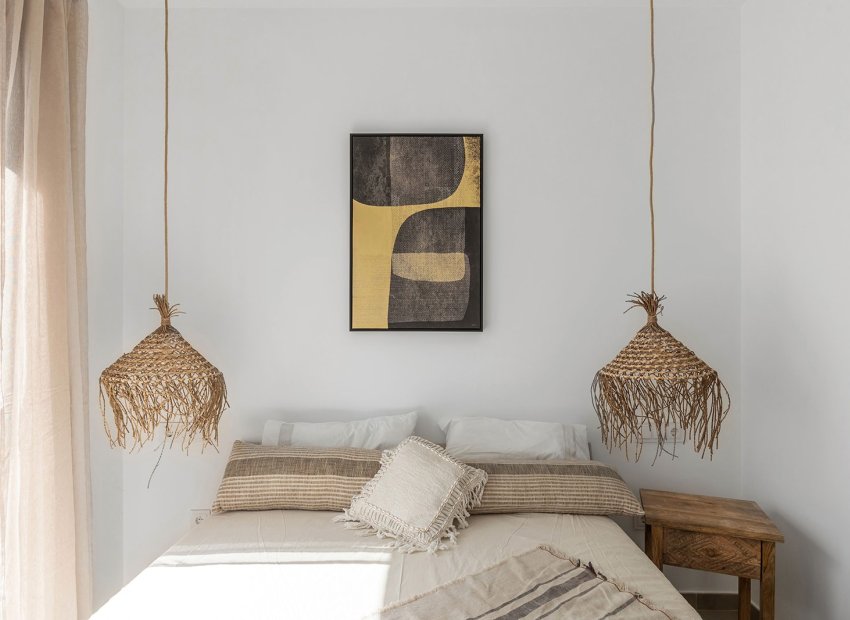 Resale - Townhouse / Duplex / Corner - Dolores