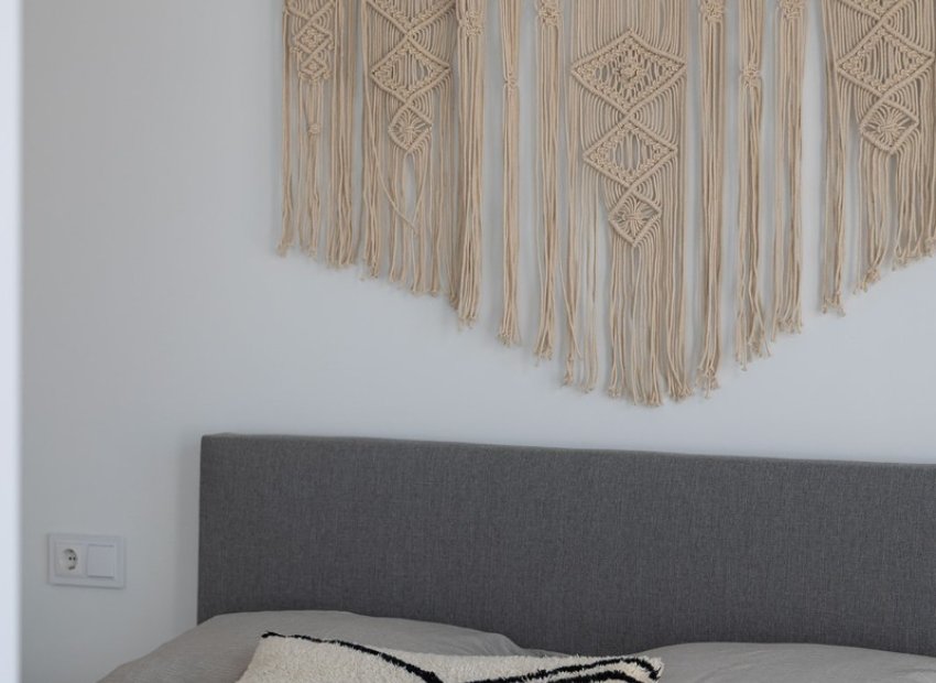 Resale - Townhouse / Duplex / Corner - Dolores