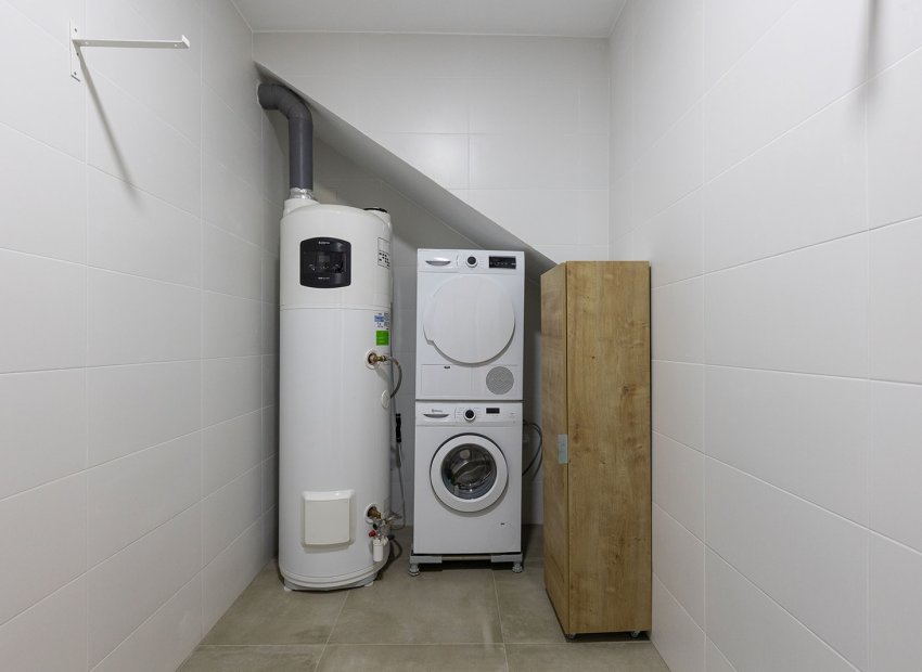 Resale - Townhouse / Duplex / Corner - Dolores