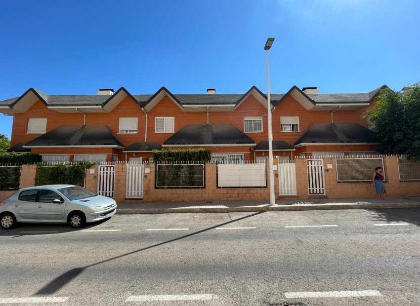 Resale - Townhouse / Duplex / Corner - Elche - Center