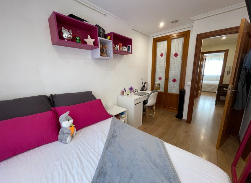 Resale - Townhouse / Duplex / Corner - Elche - Center