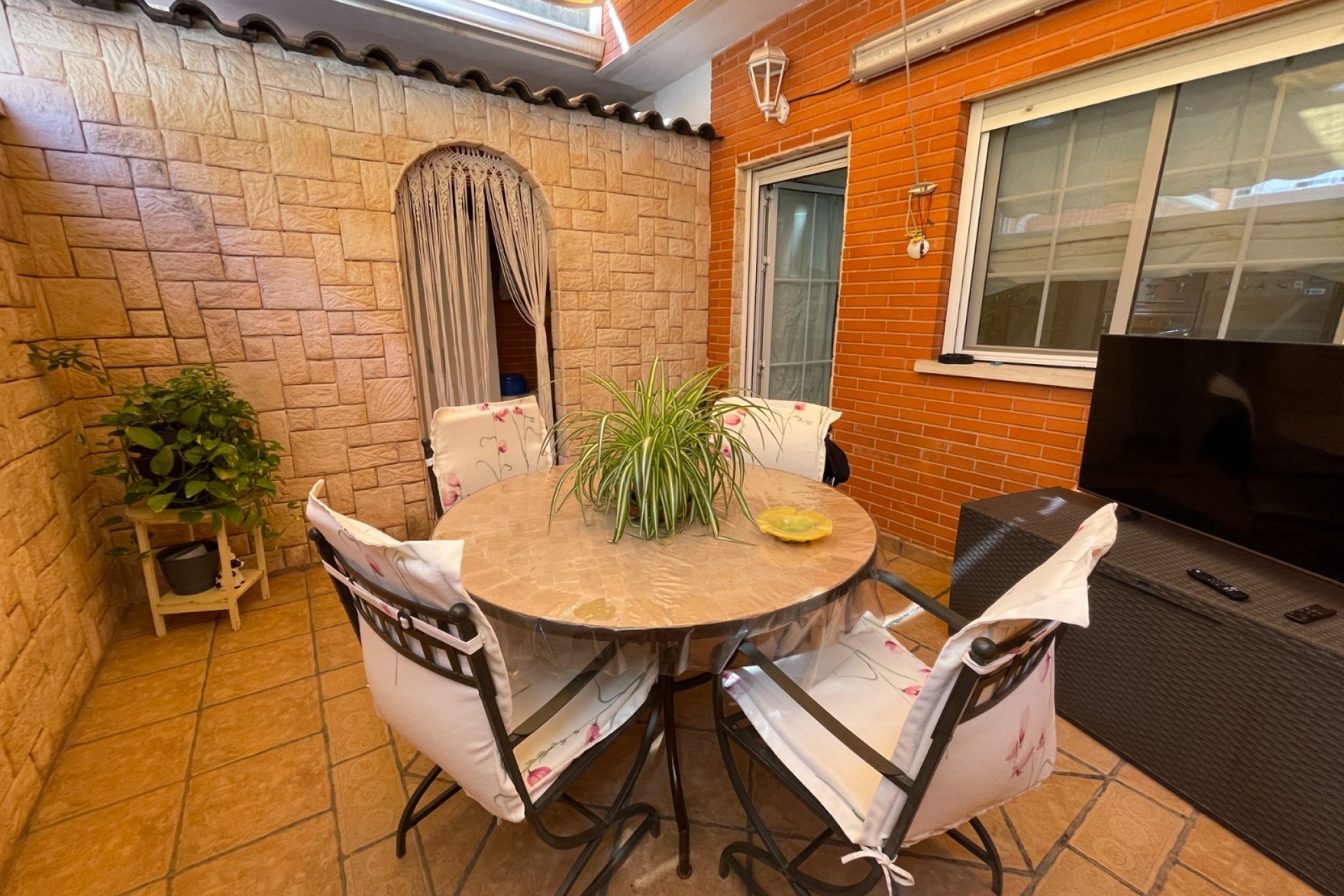 Resale - Townhouse / Duplex / Corner - Elche - Center
