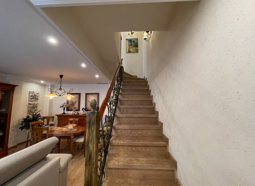 Resale - Townhouse / Duplex / Corner - Elche - Center