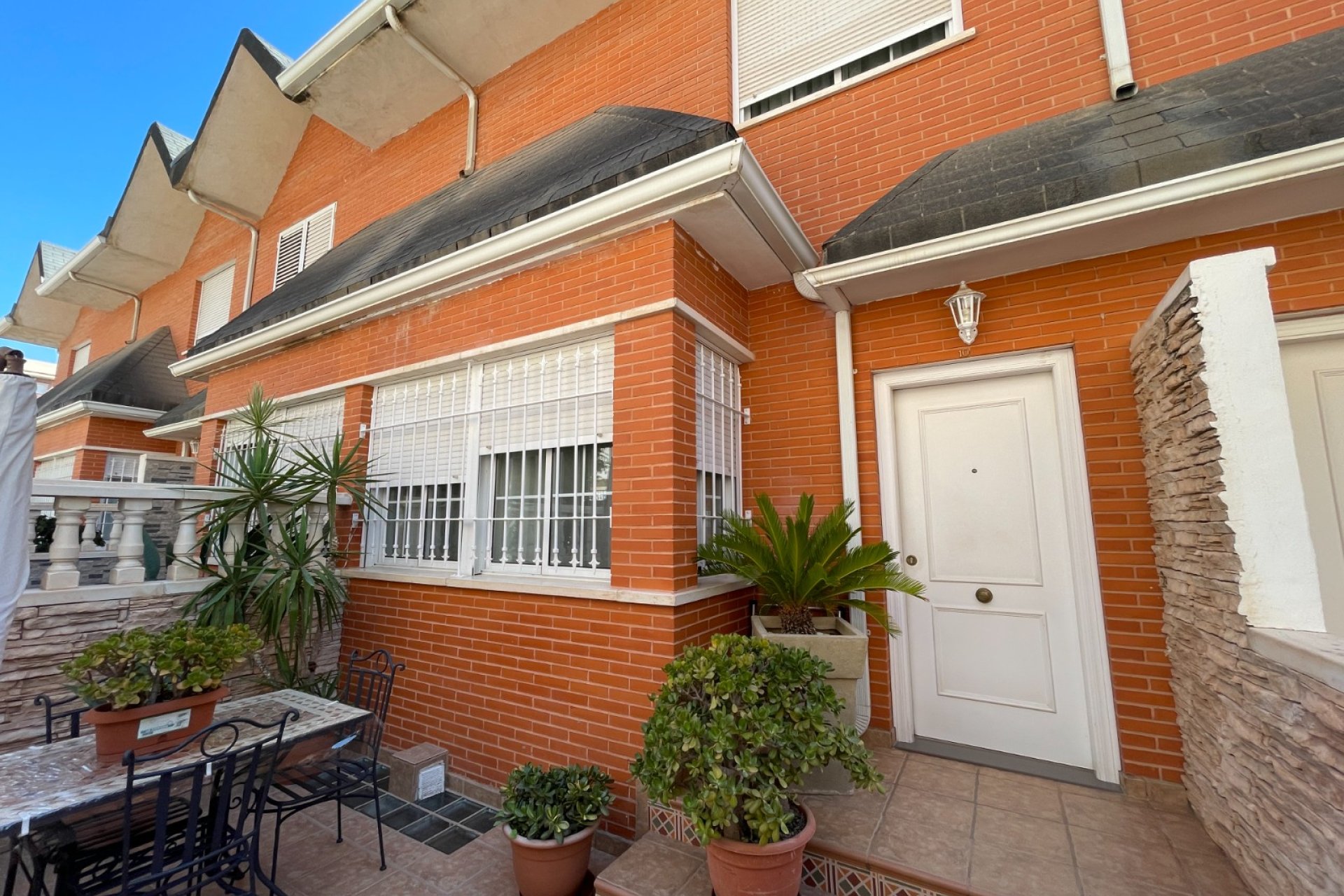 Resale - Townhouse / Duplex / Corner - Elche - Center