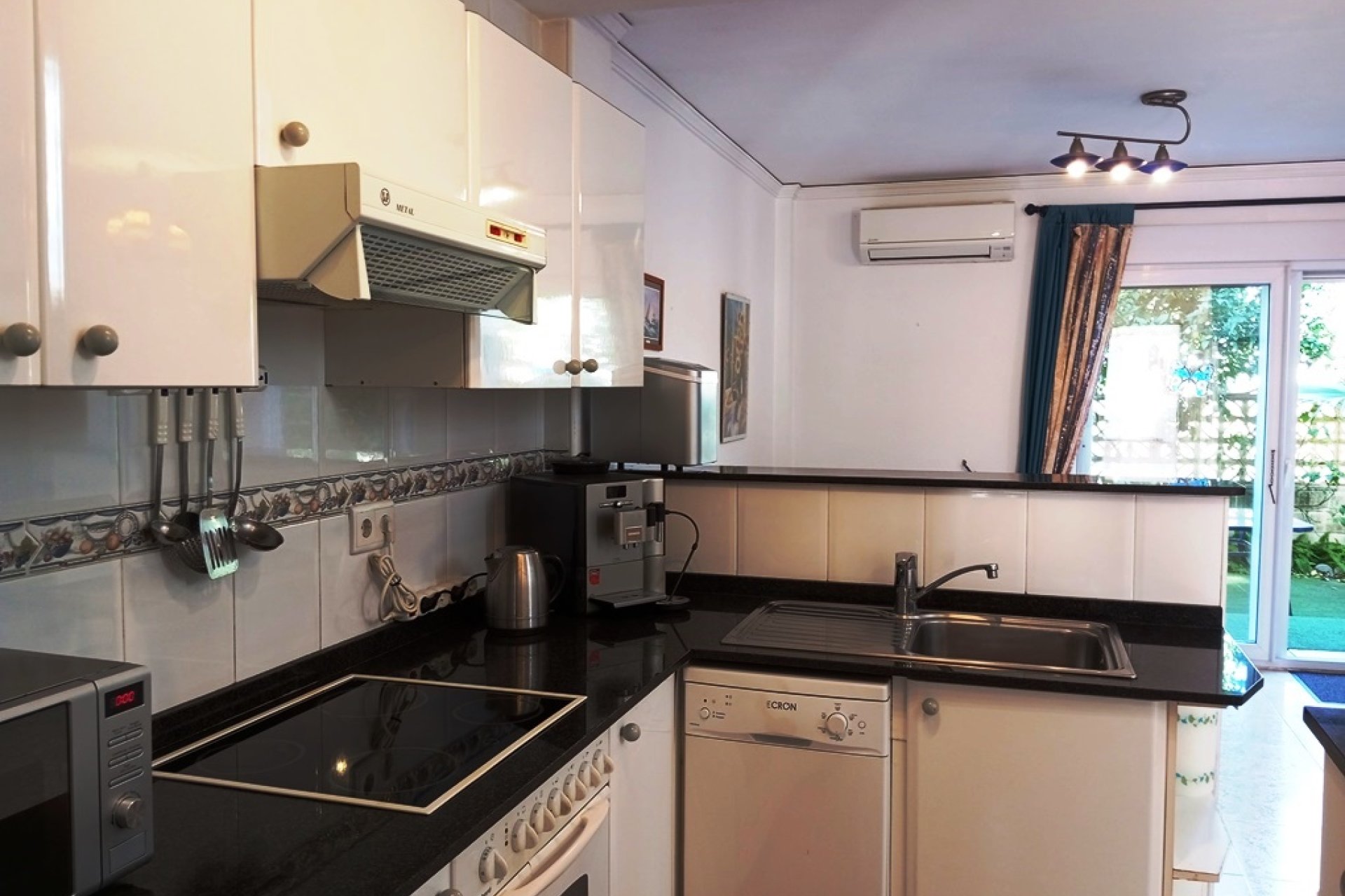 Resale - Townhouse / Duplex / Corner - Els Poblets