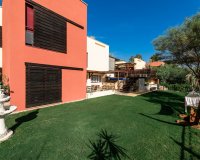 Resale - Townhouse / Duplex / Corner - Estepoa - Selwo