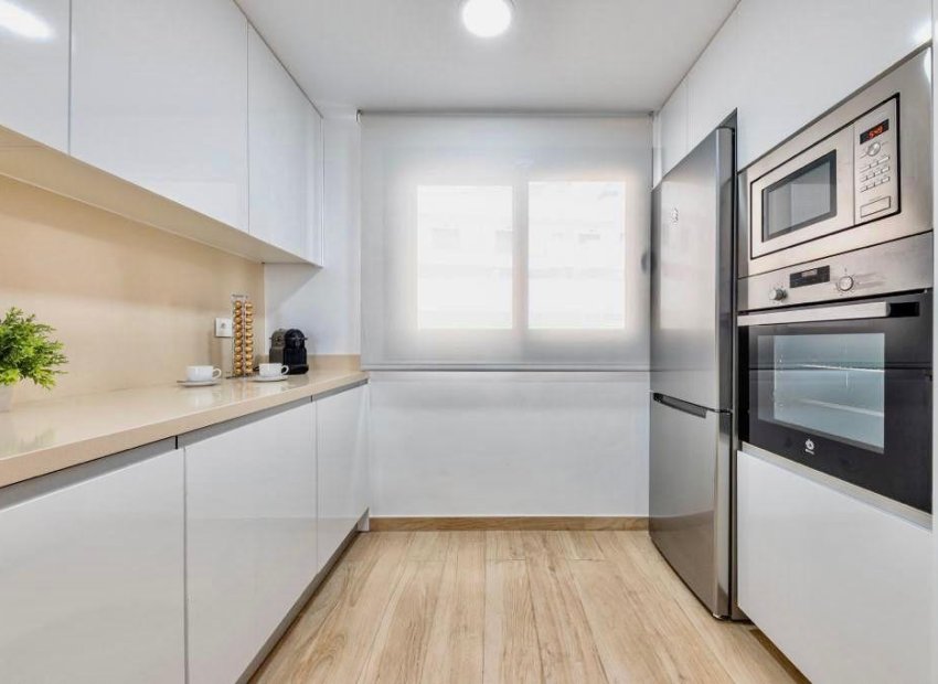 Resale - Townhouse / Duplex / Corner - Finestrat - Urbanización