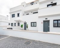 Resale - Townhouse / Duplex / Corner - Finestrat - Urbanización