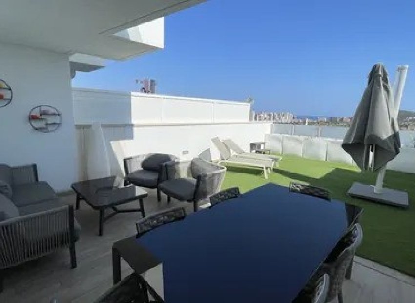 Resale - Townhouse / Duplex / Corner - Finestrat - Urbanización