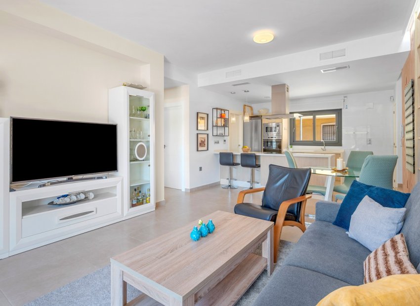 Resale - Townhouse / Duplex / Corner - Formentera del Segura - Formentera De Segura